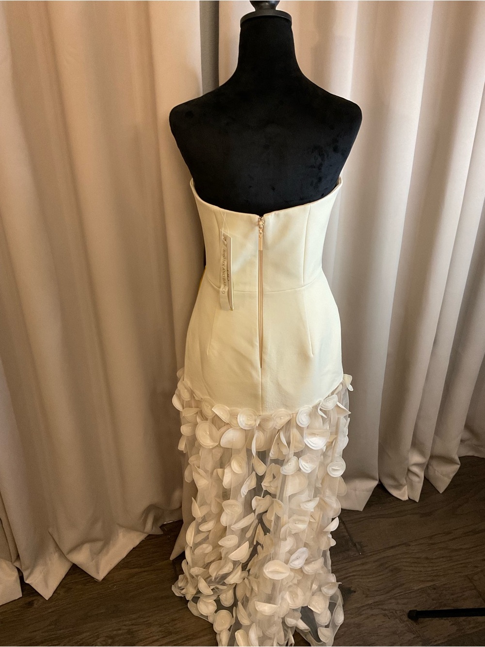 Bronx and Banco Strapless Ivory - Picture 3 of 9